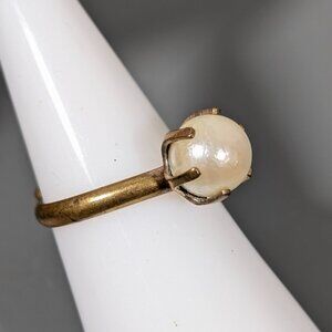 Vintage White Pearl‎ Brass Adjustable Band Ring Size 6
